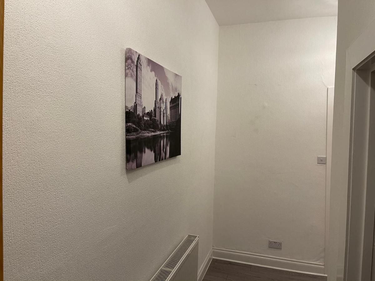 Ferienwohnung Hla Holytown Mossend Exterior foto