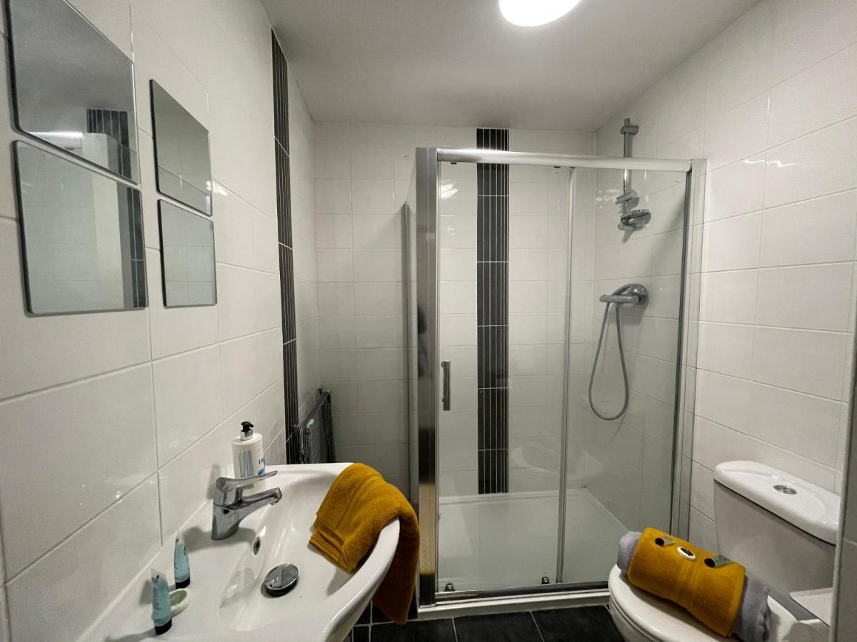 Ferienwohnung Hla Holytown Mossend Exterior foto